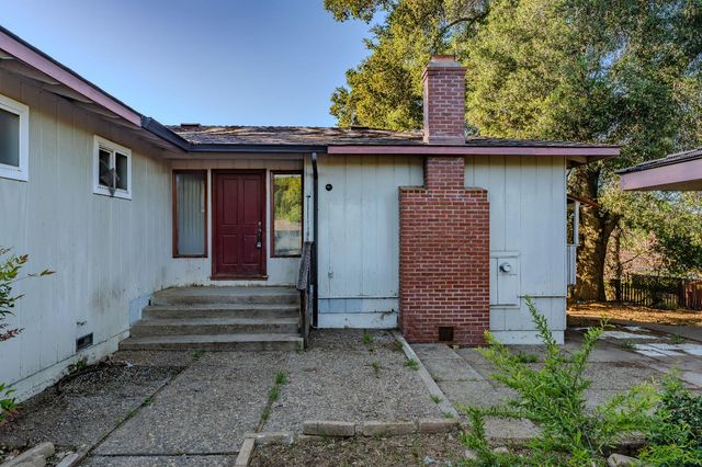 31 S Pioneer Cir, Jackson, CA 95642