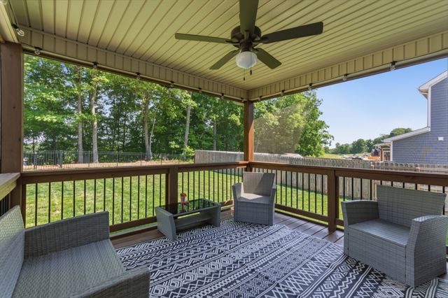 767 Banister Dr, Clarksville, TN 37042