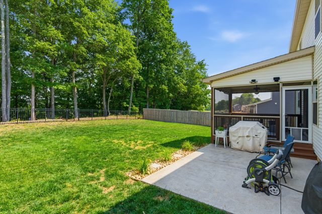 767 Banister Dr, Clarksville, TN 37042