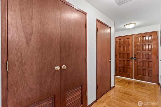 4215 189th Place SW, Lynnwood, WA 98036