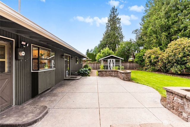 4215 189th Place SW, Lynnwood, WA 98036