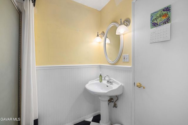 5127 W Avenue L12, Quartz Hill, CA 93536