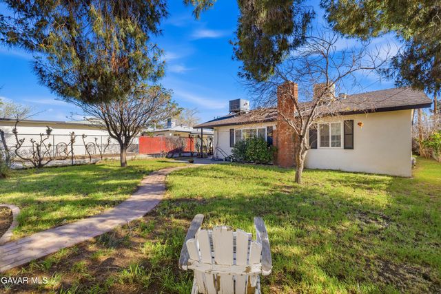 5127 W Avenue L12, Quartz Hill, CA 93536