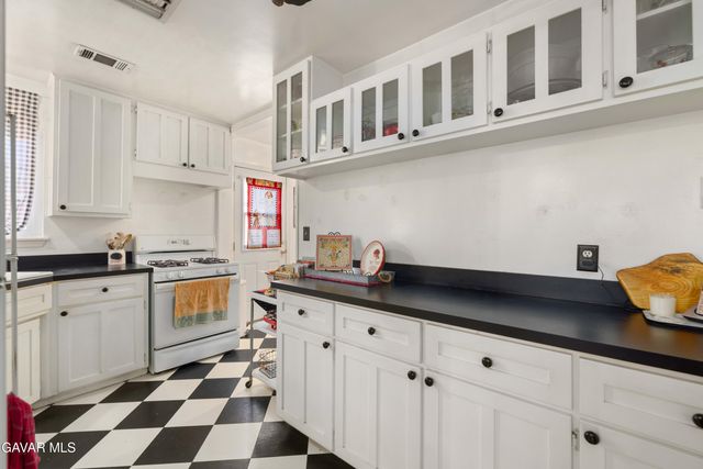 5127 W Avenue L12, Quartz Hill, CA 93536