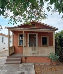 830 N Humphreys Avenue, East Los Angeles, CA 90022