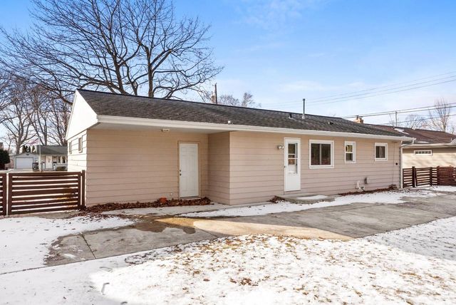 1433 N 23rd STREET, Manitowoc, WI 54220