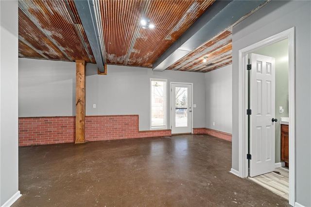 1302 Rice Street, Pleasant Hill, MO 64080