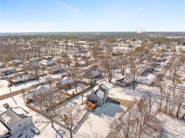 1302 Rice Street, Pleasant Hill, MO 64080