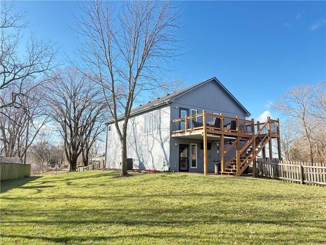 1302 Rice Street, Pleasant Hill, MO 64080