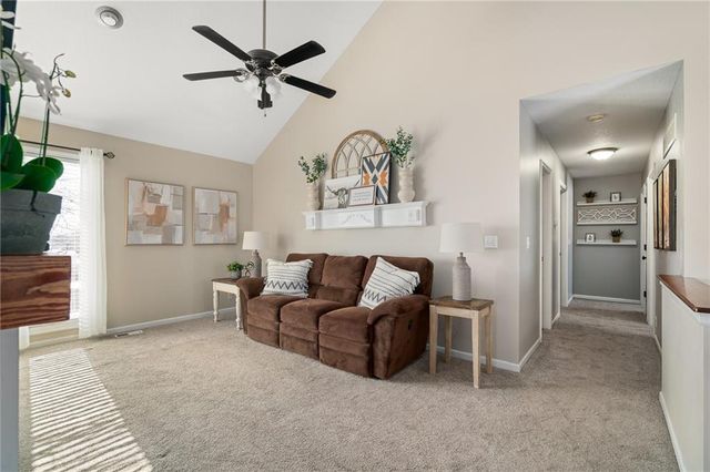 1302 Rice Street, Pleasant Hill, MO 64080