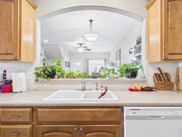 5775 29th St 1001, Greeley, CO 80634