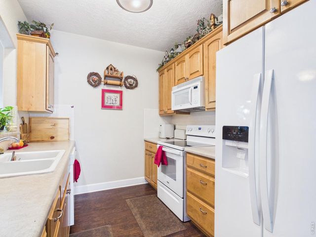 5775 29th St 1001, Greeley, CO 80634