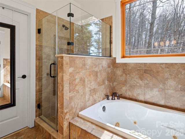 9 Stegall Lane, Asheville, NC 28805