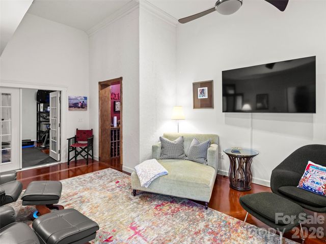 9 Stegall Lane, Asheville, NC 28805