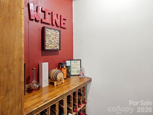 9 Stegall Lane, Asheville, NC 28805