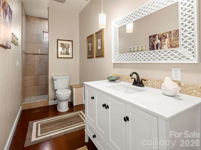 9 Stegall Lane, Asheville, NC 28805