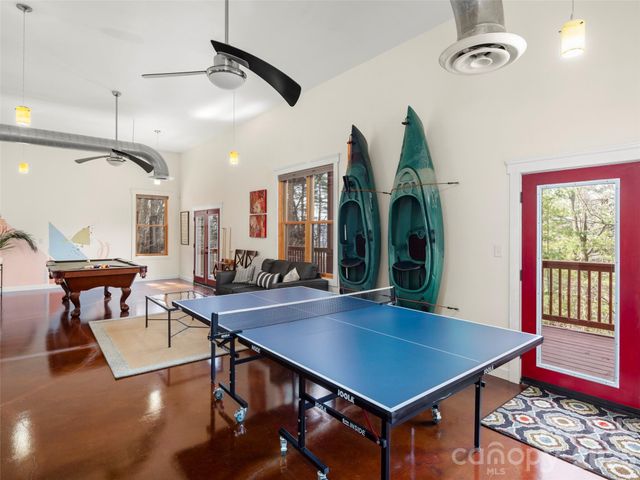 9 Stegall Lane, Asheville, NC 28805