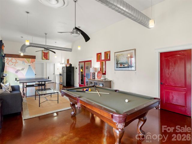 9 Stegall Lane, Asheville, NC 28805