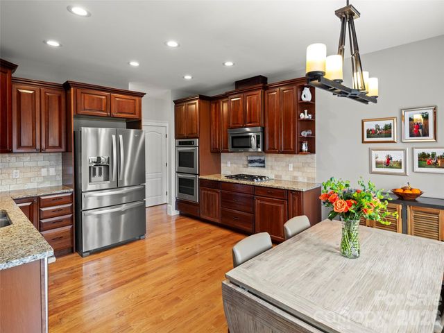 9 Stegall Lane, Asheville, NC 28805