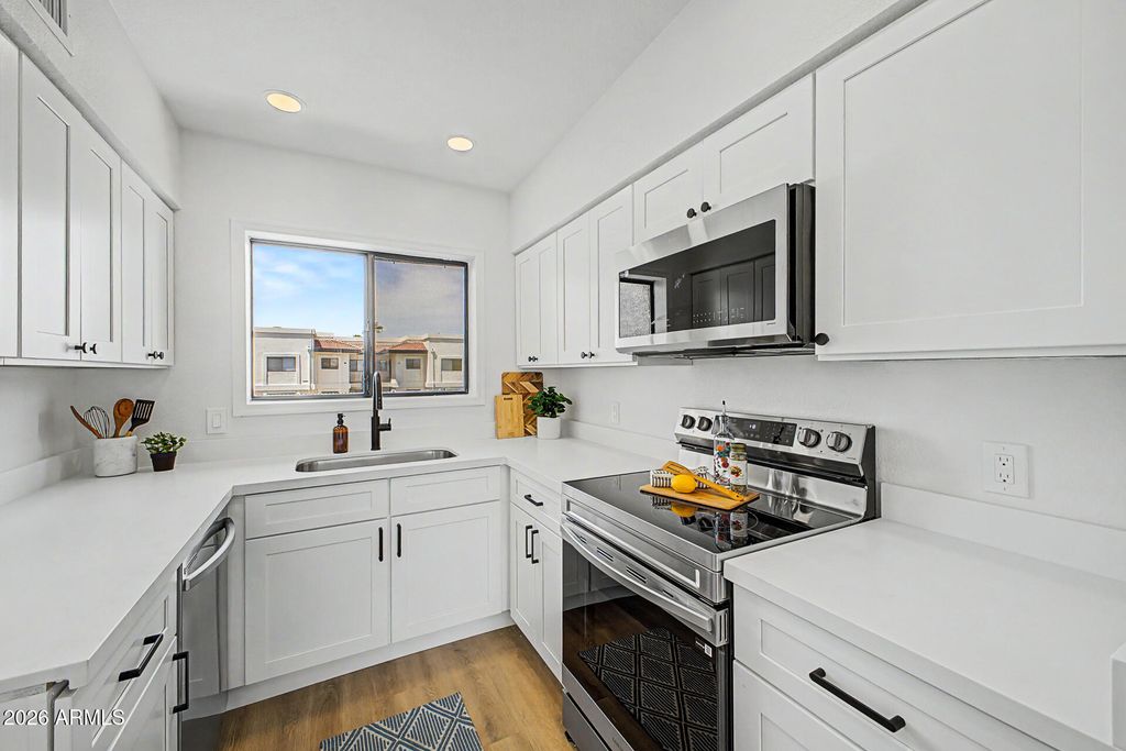 16540 E GUNSIGHT Drive 2003, Fountain Hills, AZ 85268 — photo 2