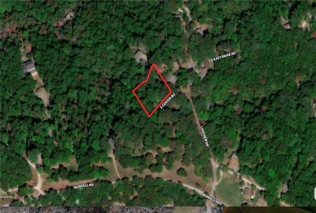 E Center Road, Eureka Springs, AR 72631