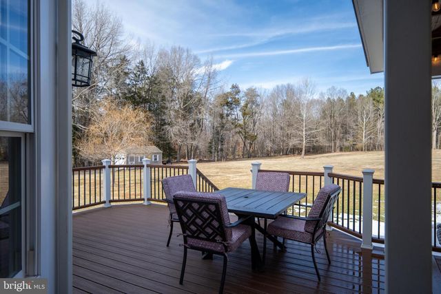 24 GIBSON DR, Fredericksburg, VA 22406