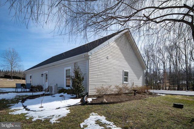 24 GIBSON DR, Fredericksburg, VA 22406