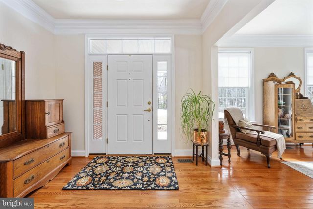 24 GIBSON DR, Fredericksburg, VA 22406