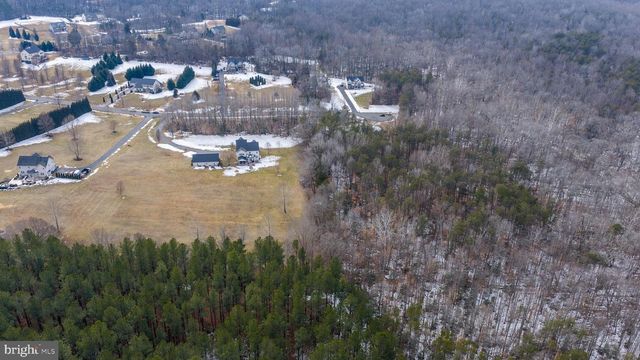 24 GIBSON DR, Fredericksburg, VA 22406