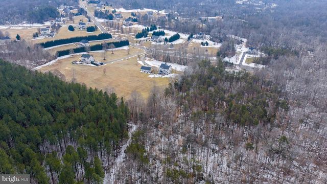 24 GIBSON DR, Fredericksburg, VA 22406