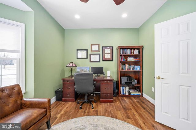 24 GIBSON DR, Fredericksburg, VA 22406