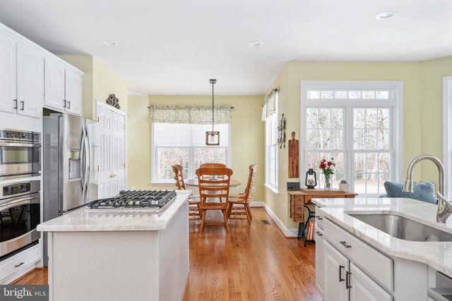 24 GIBSON DR, Fredericksburg, VA 22406