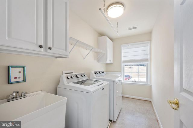 24 GIBSON DR, Fredericksburg, VA 22406