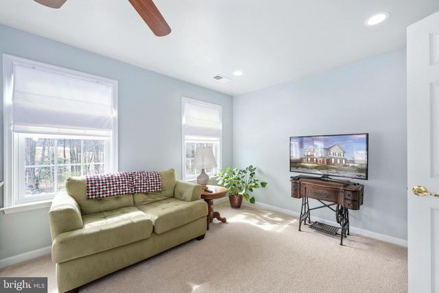 24 GIBSON DR, Fredericksburg, VA 22406