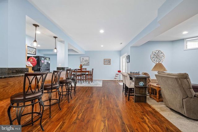 24 GIBSON DR, Fredericksburg, VA 22406