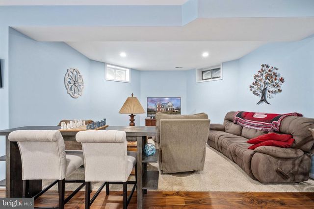 24 GIBSON DR, Fredericksburg, VA 22406