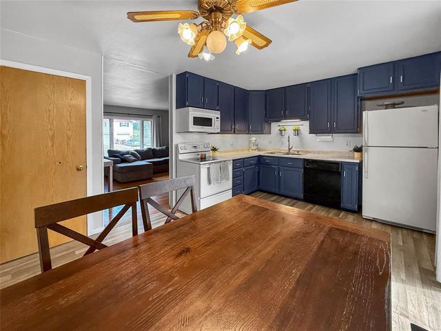 2905 Solem Lane, Eau Claire, WI 54703