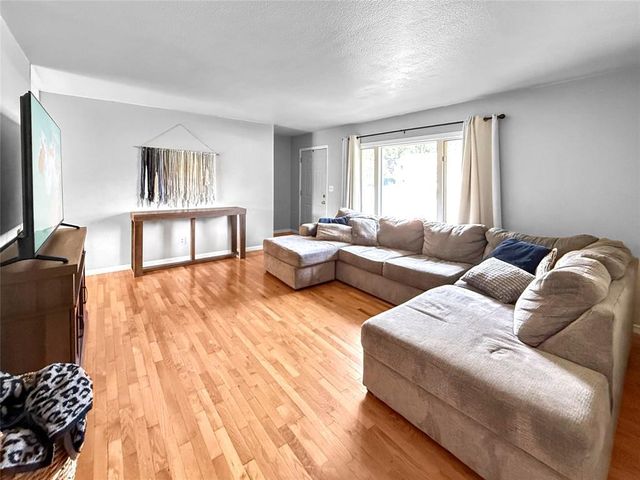 2905 Solem Lane, Eau Claire, WI 54703