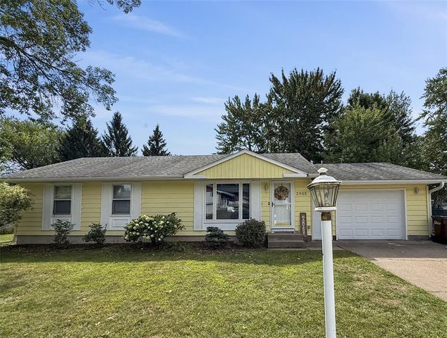 2905 Solem Lane, Eau Claire, WI 54703