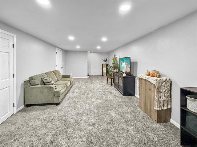 2905 Solem Lane, Eau Claire, WI 54703