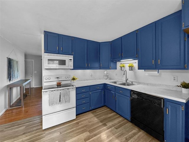 2905 Solem Lane, Eau Claire, WI 54703