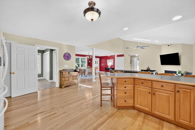34 Gloria Drive, Westfield, MA 01085