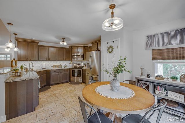 466 Champs Elysees Drive, Bonne Terre, MO 63628