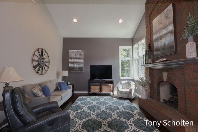 6054 Summerhill Drive, Georgetown Twp, MI 49426