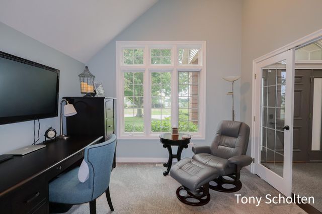 6054 Summerhill Drive, Georgetown Twp, MI 49426