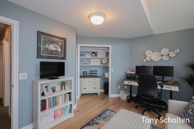 6054 Summerhill Drive, Georgetown Twp, MI 49426