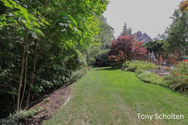 6054 Summerhill Drive, Georgetown Twp, MI 49426
