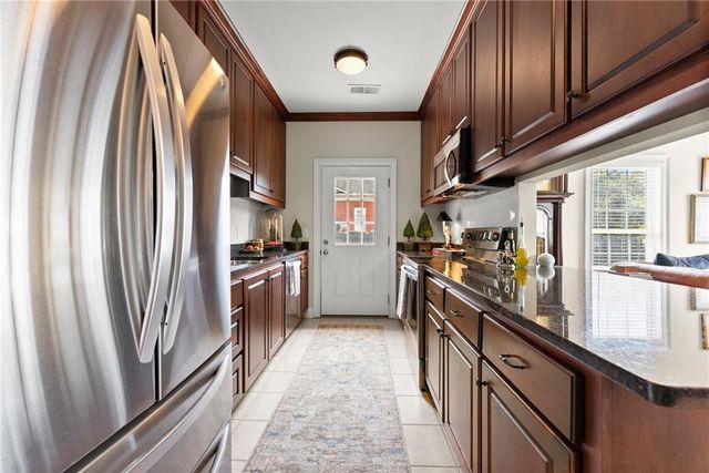 2507 Terrace NW View, Gainesville, GA 30501