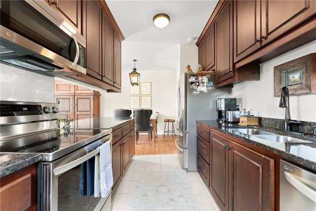 2507 Terrace NW View, Gainesville, GA 30501