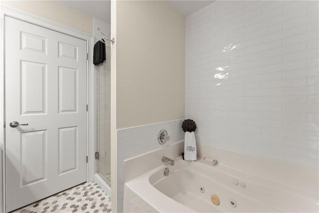 2507 Terrace NW View, Gainesville, GA 30501